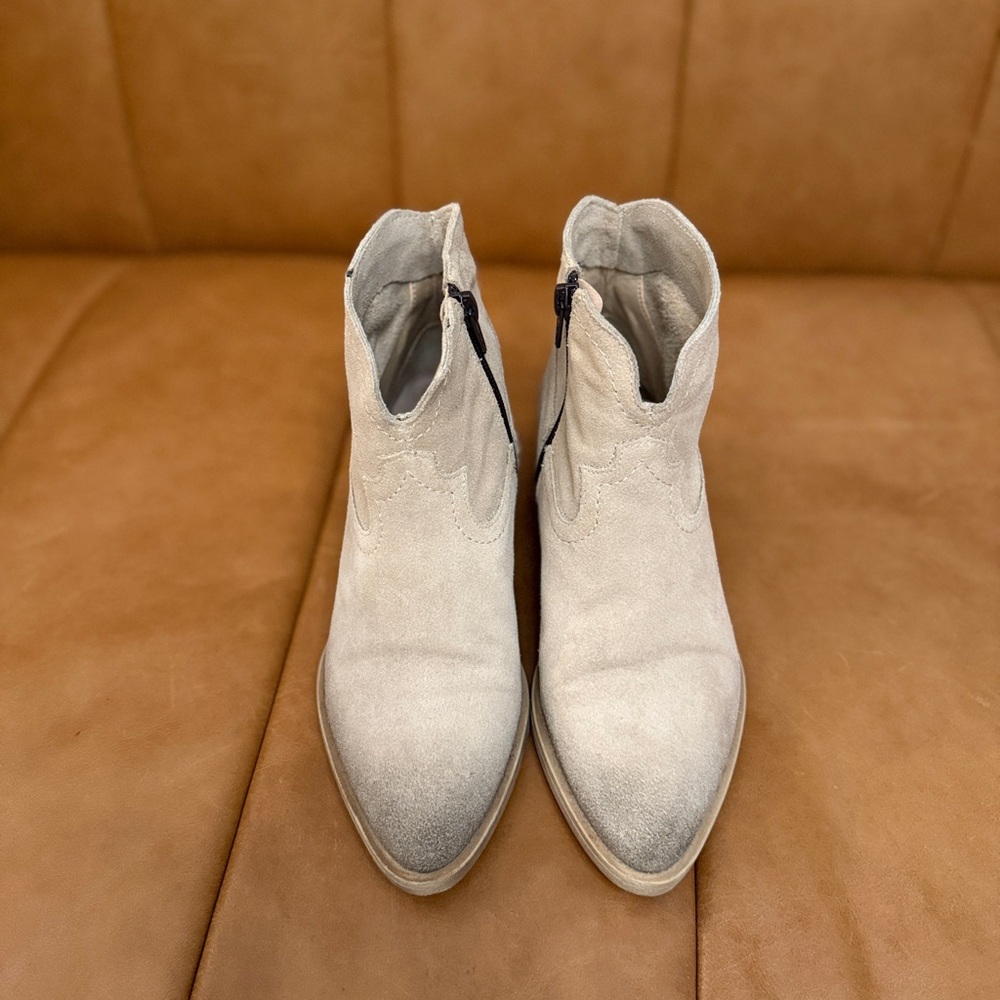 Vera Pelle Light Gray Beige Suede Leather Ankle Booties - Picture 2 of 4